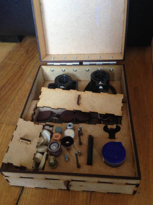 boite_dremel_ouvert_2.jpg