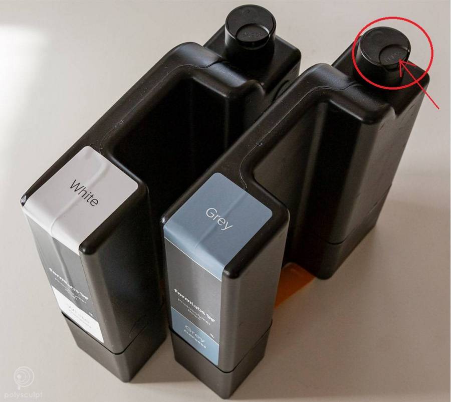 form2-resin-cartridge.jpg_2.jpg