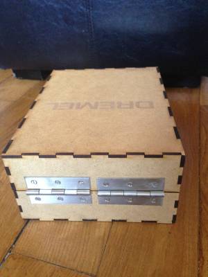 boite_dremel_arriere.jpg